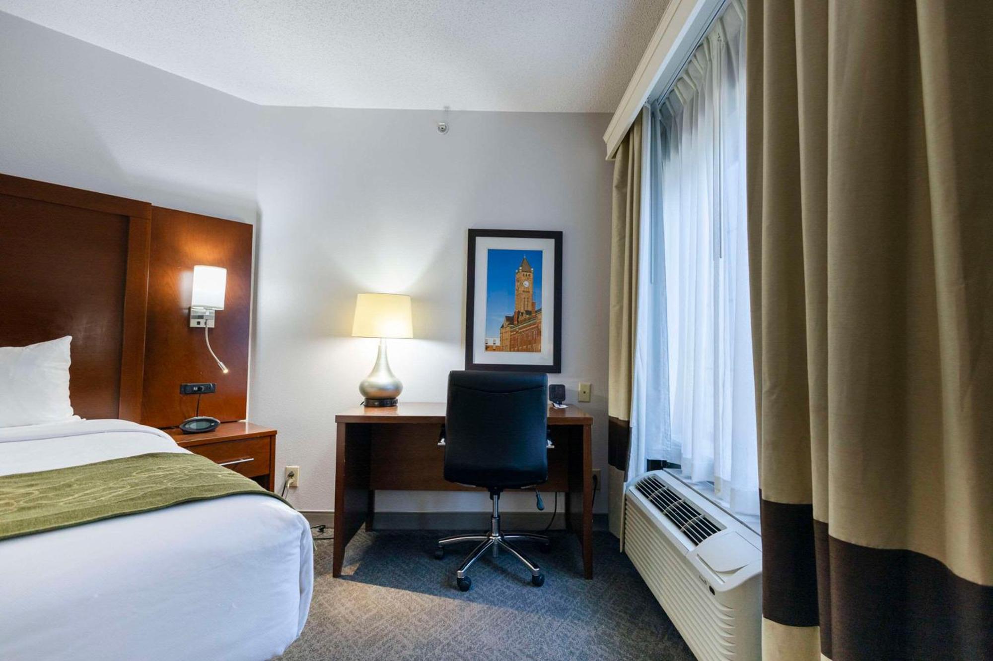 Comfort Suites Спрингфийлд Екстериор снимка