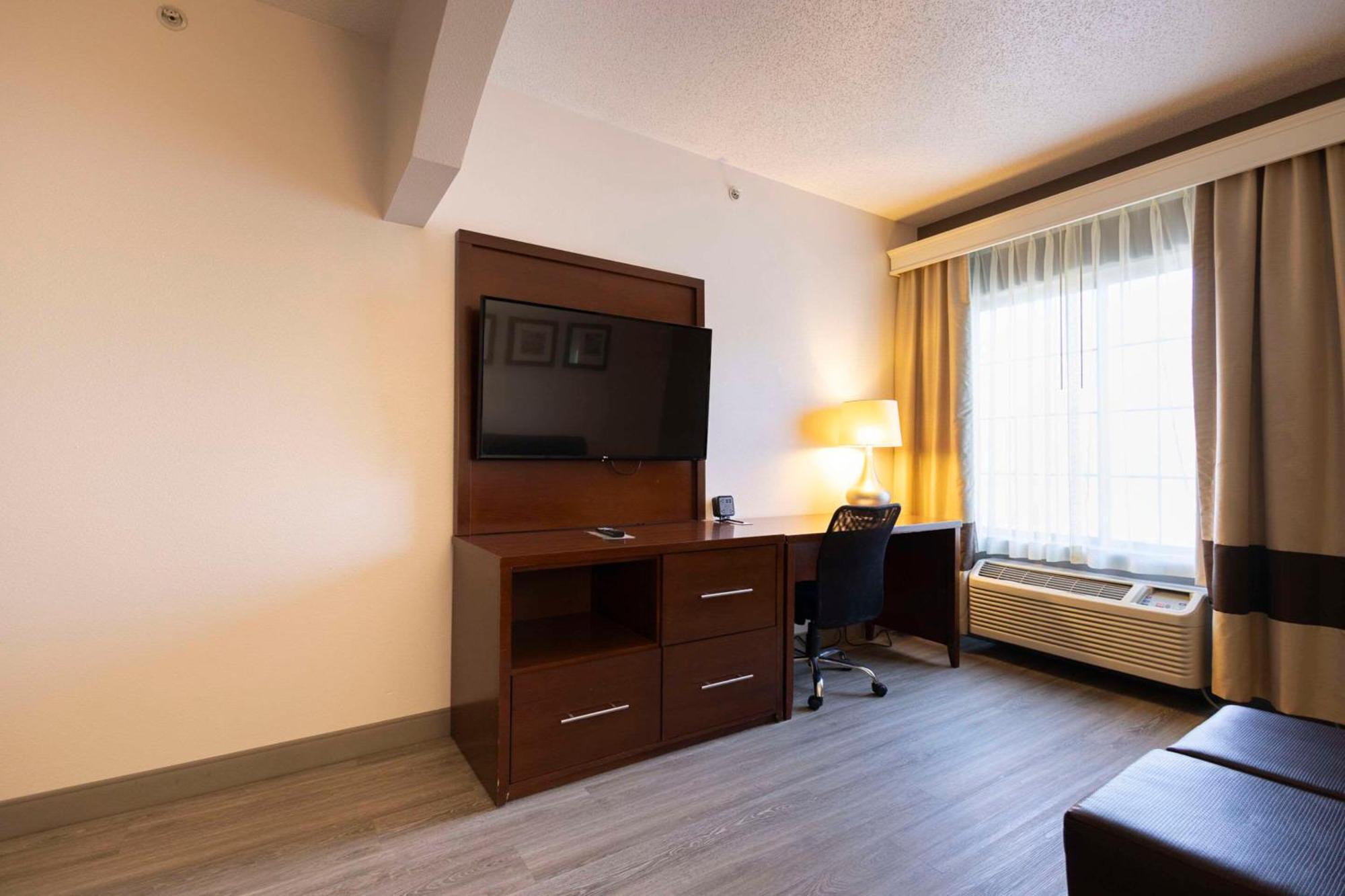 Comfort Suites Спрингфийлд Екстериор снимка